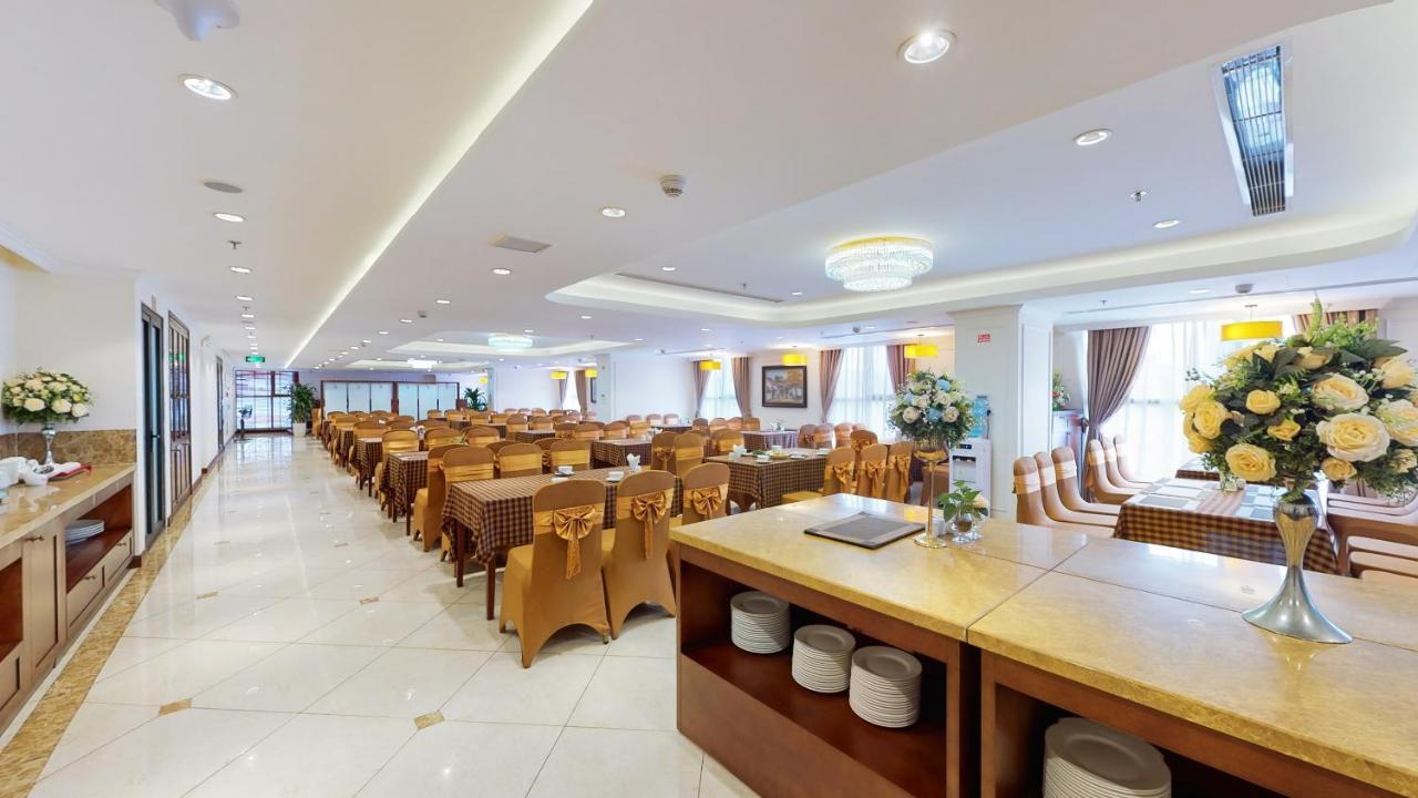 Cau Giay Hotel - By Bay Luxury Hanoi Exteriör bild