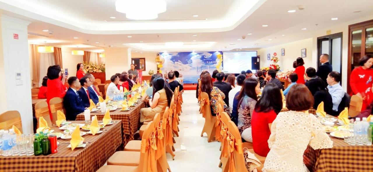 Cau Giay Hotel - By Bay Luxury Hanoi Exteriör bild